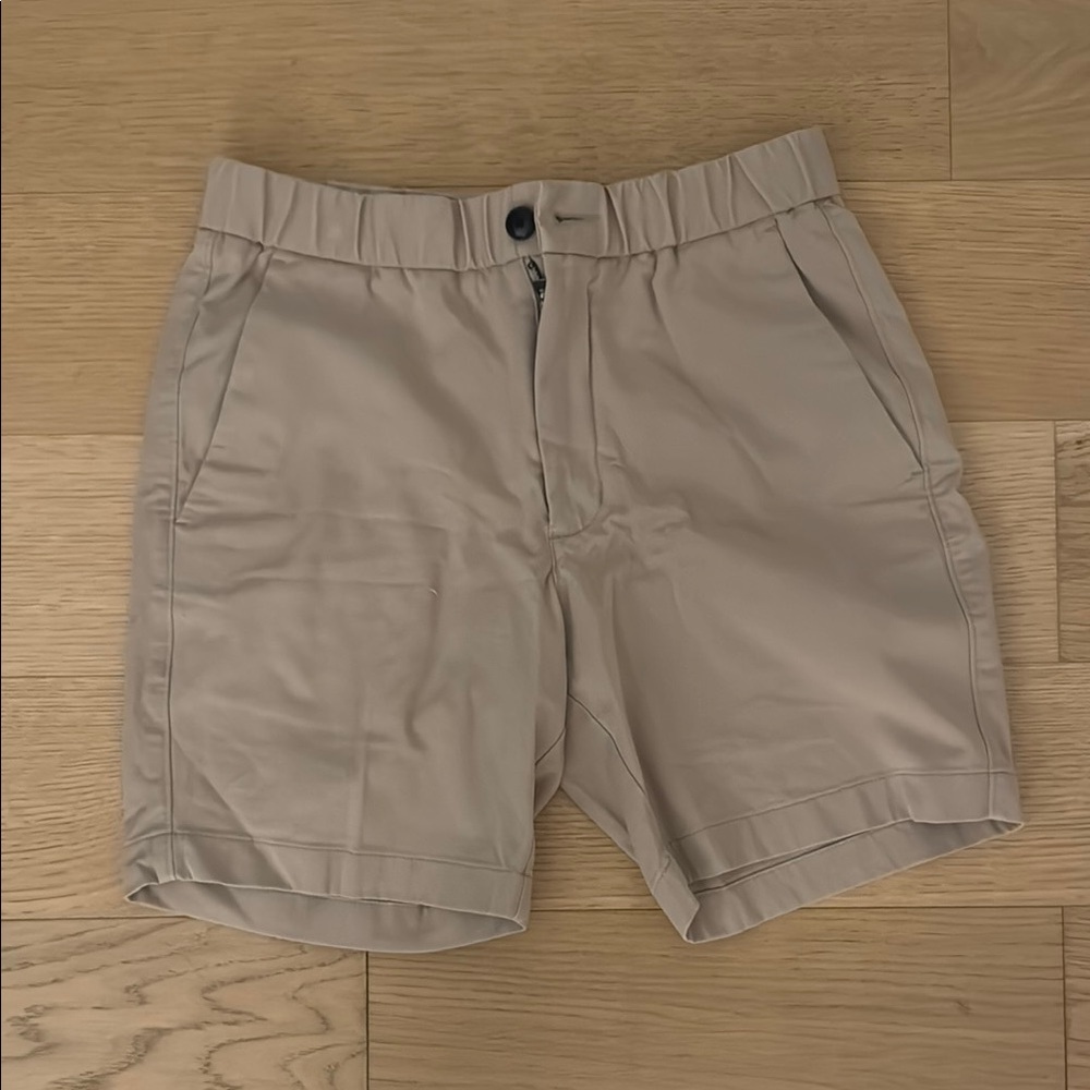 Everlane Men's Tan/Khaki Shorts